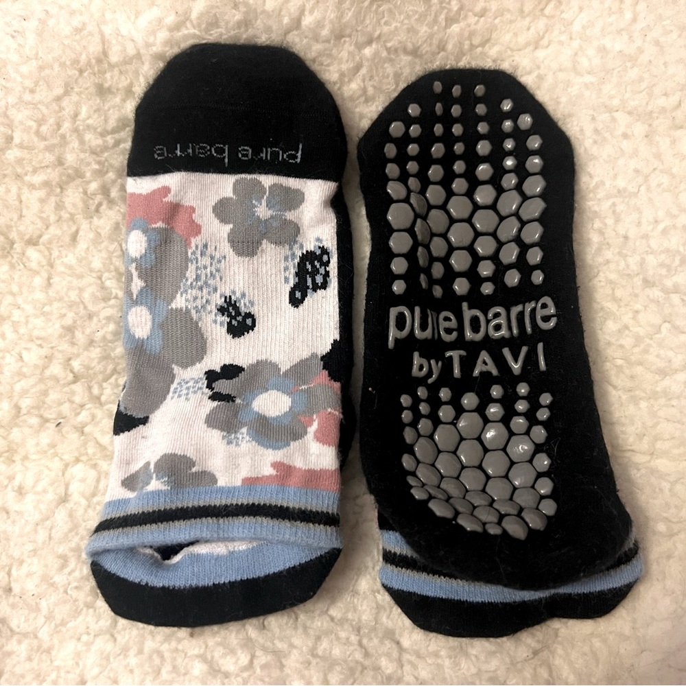 Pure Barre by Tavi Noir Floral Grip Barre Socks